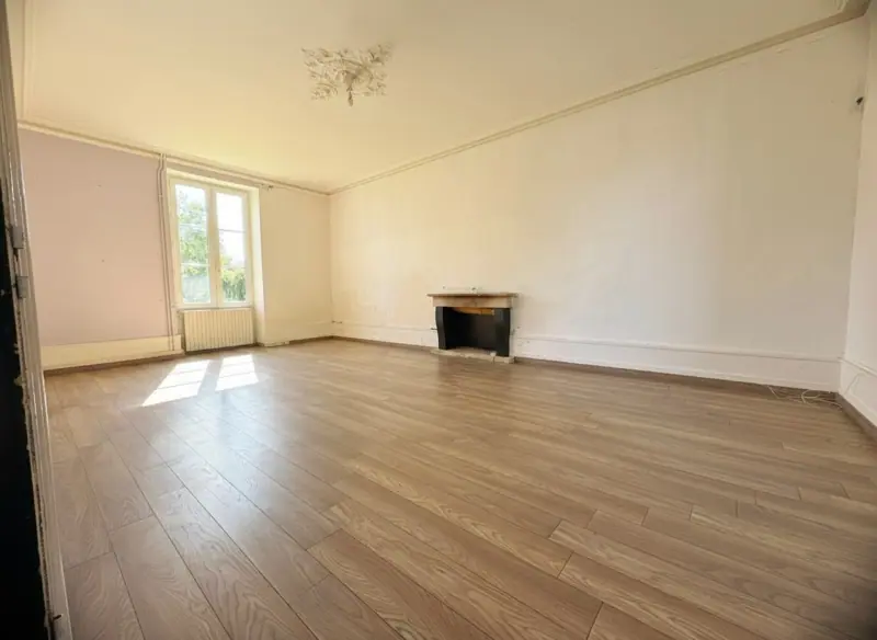 Maison de caractère, 6 chambres, dépendance et terrain arboré de 1 400 m², photo 4